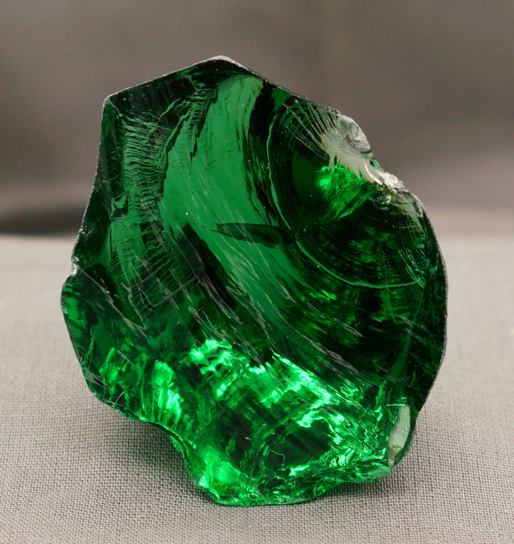 da-quy-emerald-va-nhung-kham-pha-thu-vi-hinh-3.jpg